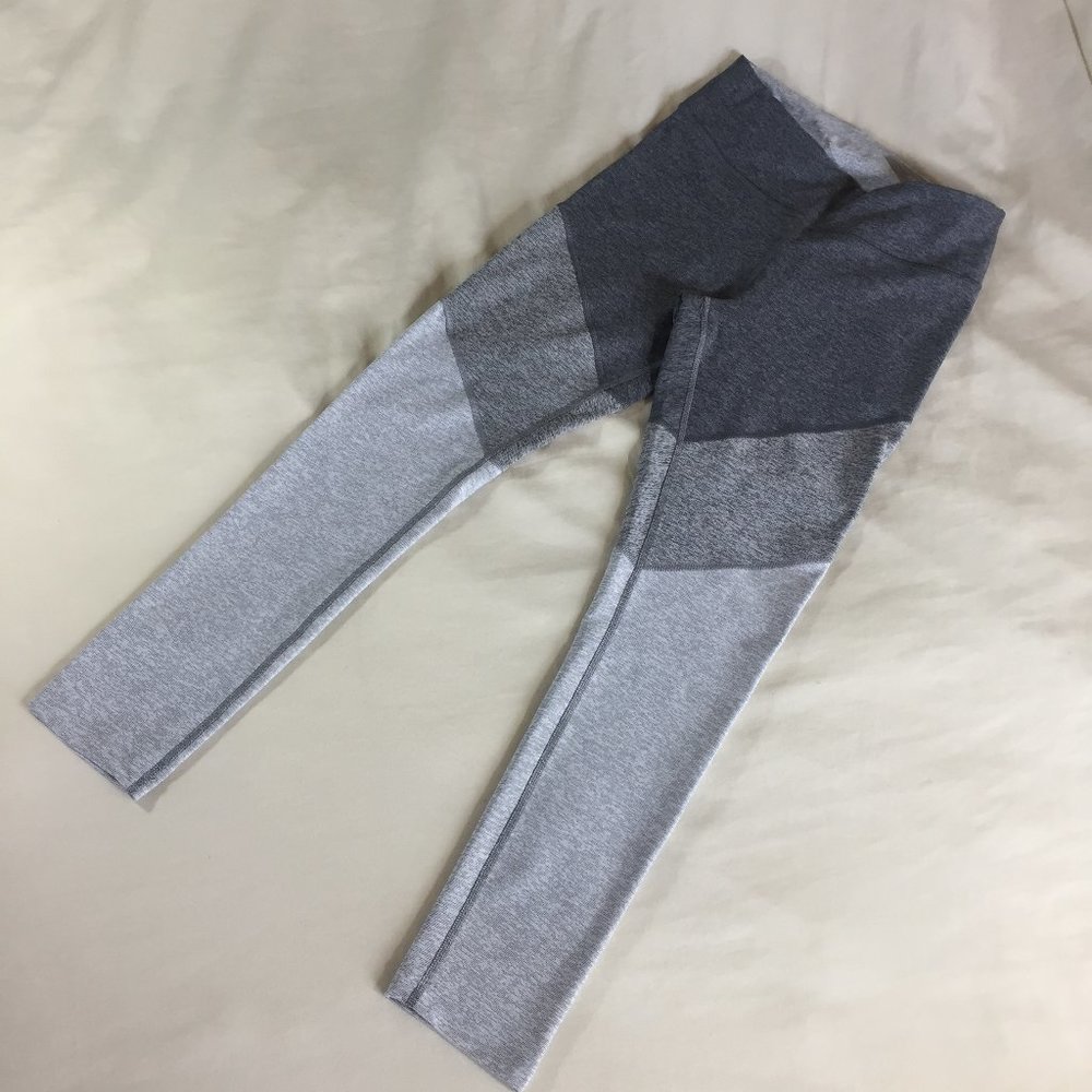 Outdoor Voices 7/8 Springs Leggings Size M (NEW) - Picture 3 of 8